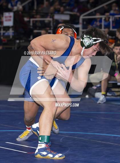 Thumbnail 3 in NYSPHSAA Wrestling Championships (Round 1) photogallery.