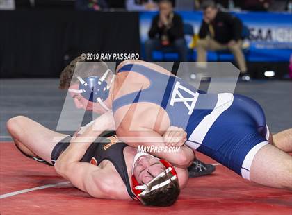 Thumbnail 2 in NYSPHSAA Wrestling Championships (Round 1) photogallery.