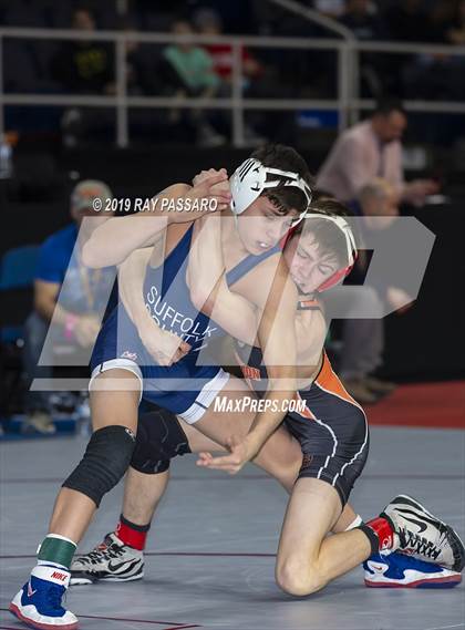 Thumbnail 3 in NYSPHSAA Wrestling Championships (Round 1) photogallery.