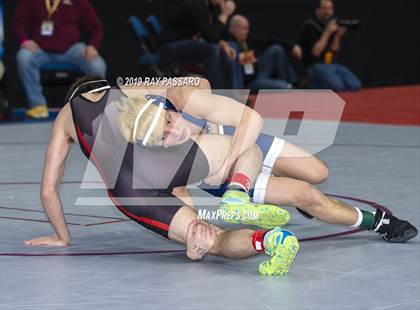 Thumbnail 3 in NYSPHSAA Wrestling Championships (Round 1) photogallery.