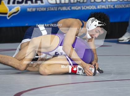 Thumbnail 2 in NYSPHSAA Wrestling Championships (Round 1) photogallery.