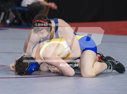 Thumbnail 2 in NYSPHSAA Wrestling Championships (Round 1) photogallery.