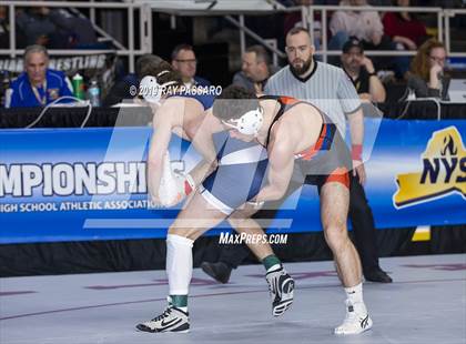 Thumbnail 2 in NYSPHSAA Wrestling Championships (Round 1) photogallery.