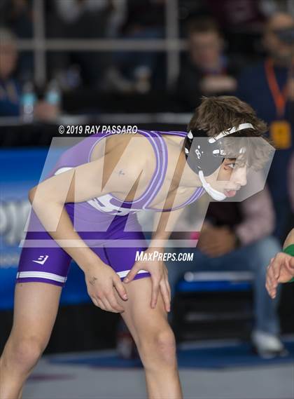 Thumbnail 1 in NYSPHSAA Wrestling Championships (Round 1) photogallery.