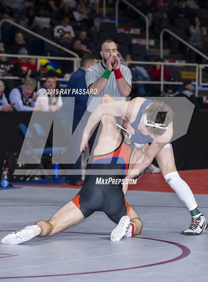 Thumbnail 1 in NYSPHSAA Wrestling Championships (Round 1) photogallery.