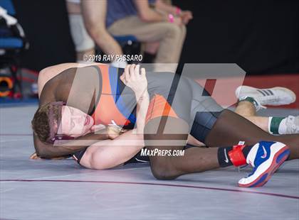 Thumbnail 3 in NYSPHSAA Wrestling Championships (Round 1) photogallery.