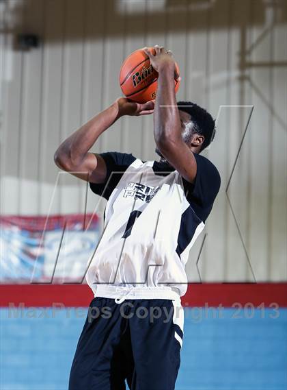 Thumbnail 1 in Kimball [Justin F.] vs. Prime Prep (Elite 14 Tournament) photogallery.