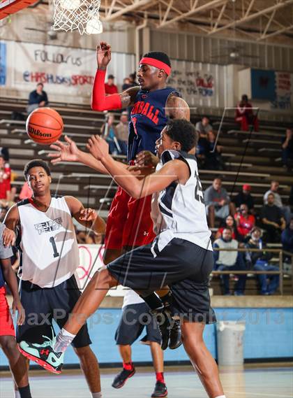 Thumbnail 3 in Kimball [Justin F.] vs. Prime Prep (Elite 14 Tournament) photogallery.