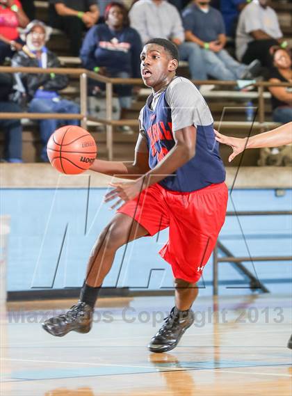 Thumbnail 2 in Kimball [Justin F.] vs. Prime Prep (Elite 14 Tournament) photogallery.