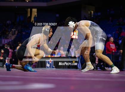 Thumbnail 2 in UIL Wrestling 5A Finals (144 lb - 285 lb) photogallery.