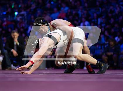 Thumbnail 2 in UIL Wrestling 5A Finals (144 lb - 285 lb) photogallery.