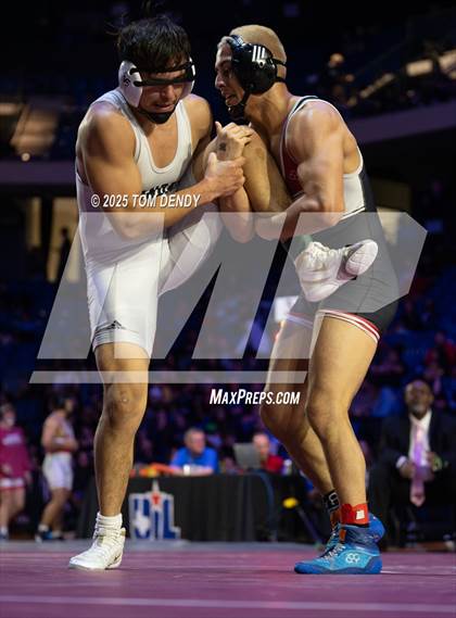 Thumbnail 2 in UIL Wrestling 5A Finals (144 lb - 285 lb) photogallery.