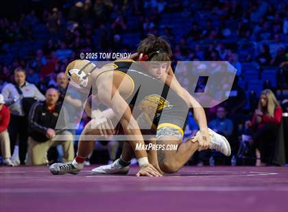 Thumbnail 3 in UIL Wrestling 5A Finals (144 lb - 285 lb) photogallery.