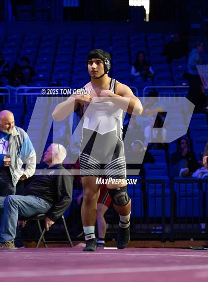 Thumbnail 1 in UIL Wrestling 5A Finals (144 lb - 285 lb) photogallery.
