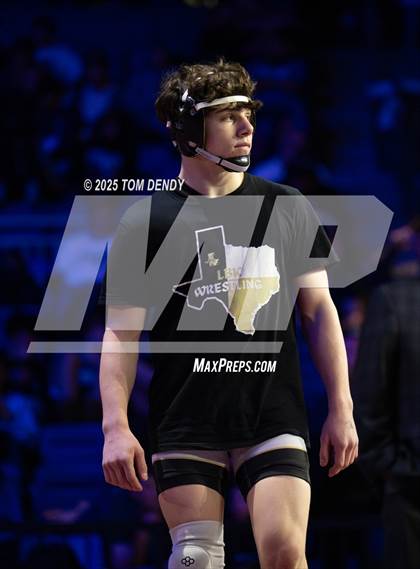 Thumbnail 2 in UIL Wrestling 5A Finals (144 lb - 285 lb) photogallery.