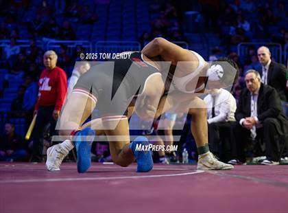 Thumbnail 2 in UIL Wrestling 5A Finals (144 lb - 285 lb) photogallery.