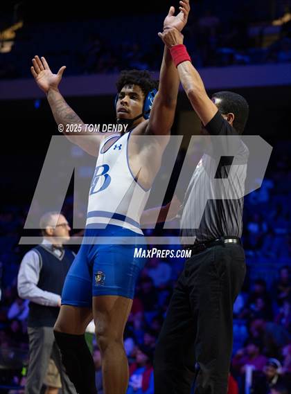 Thumbnail 2 in UIL Wrestling 5A Finals (144 lb - 285 lb) photogallery.
