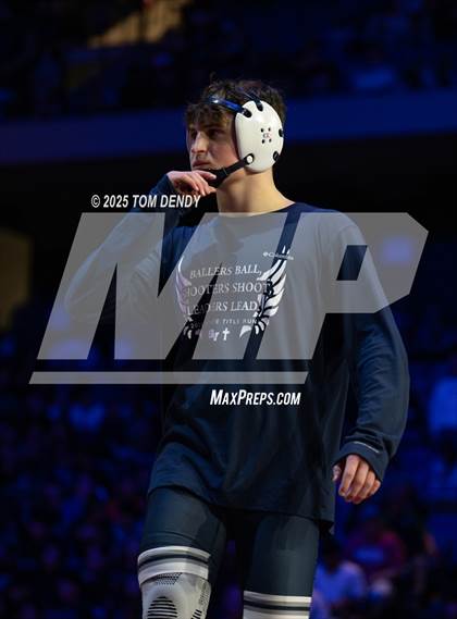 Thumbnail 2 in UIL Wrestling 5A Finals (144 lb - 285 lb) photogallery.