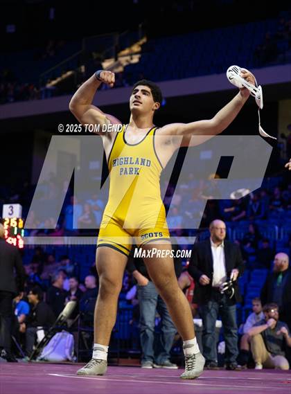 Thumbnail 3 in UIL Wrestling 5A Finals (144 lb - 285 lb) photogallery.