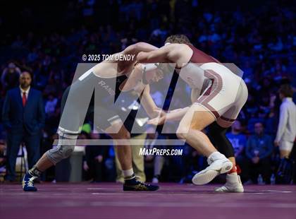 Thumbnail 3 in UIL Wrestling 5A Finals (144 lb - 285 lb) photogallery.