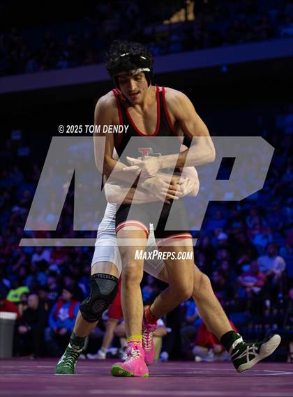 Thumbnail 3 in UIL Wrestling 5A Finals (144 lb - 285 lb) photogallery.