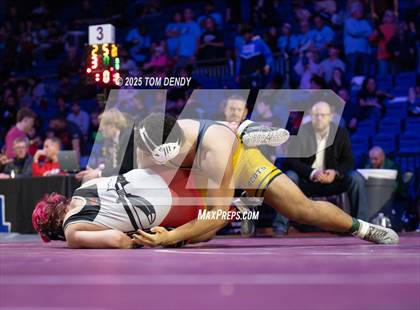 Thumbnail 3 in UIL Wrestling 5A Finals (144 lb - 285 lb) photogallery.