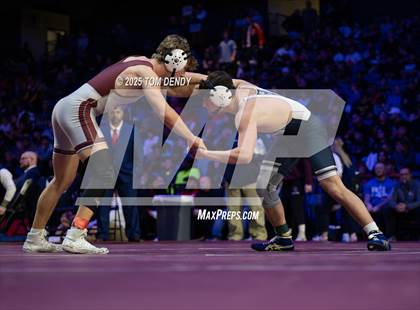 Thumbnail 3 in UIL Wrestling 5A Finals (144 lb - 285 lb) photogallery.