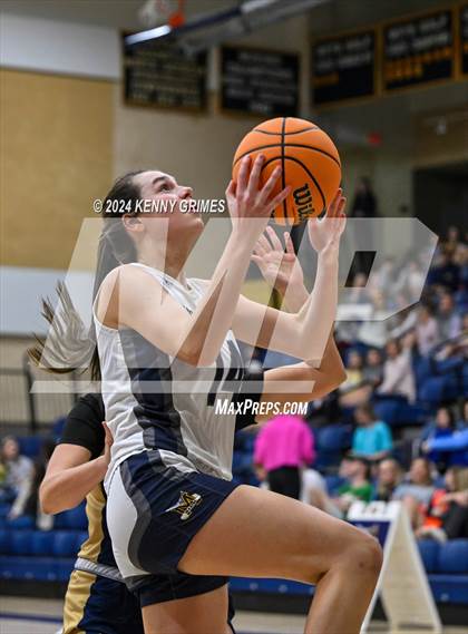 Thumbnail 3 in St. Pius X Catholic @ Marist photogallery.