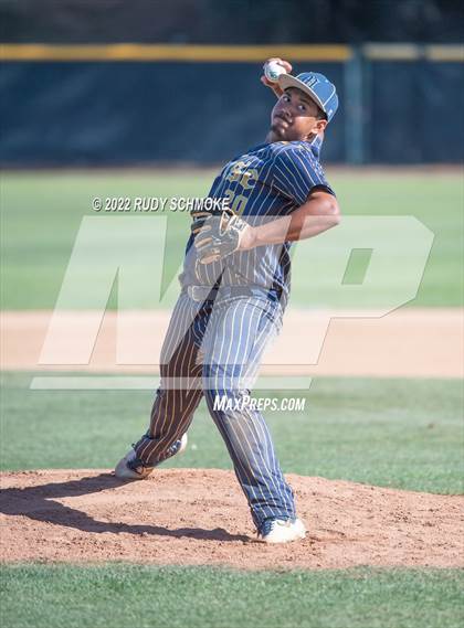 Thumbnail 3 in Morse vs. Fallbrook (Lions Tournament Finals) photogallery.