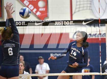 Thumbnail 2 in Liberty vs. Sierra Canyon (Durango Fall Classic) photogallery.