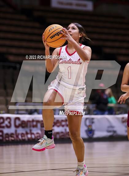 Thumbnail 2 in Lindsay vs. Torres (CIF CS Division VI Championship) photogallery.