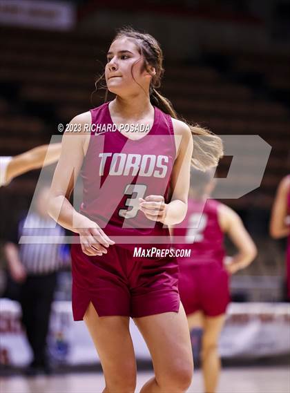 Thumbnail 1 in Lindsay vs. Torres (CIF CS Division VI Championship) photogallery.