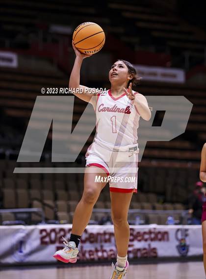 Thumbnail 3 in Lindsay vs. Torres (CIF CS Division VI Championship) photogallery.