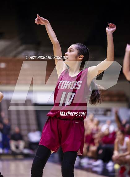Thumbnail 3 in Lindsay vs. Torres (CIF CS Division VI Championship) photogallery.