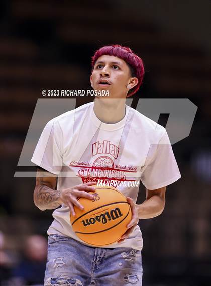 Thumbnail 1 in Lindsay vs. Torres (CIF CS Division VI Championship) photogallery.