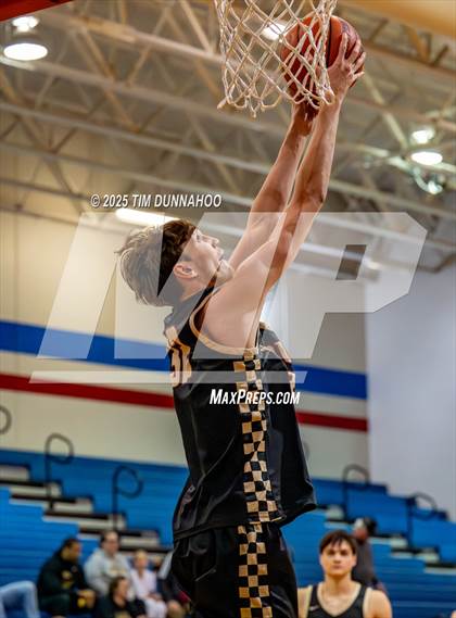 Thumbnail 3 in Rouse @ Leander photogallery.