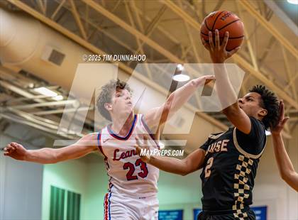 Thumbnail 3 in Rouse @ Leander photogallery.
