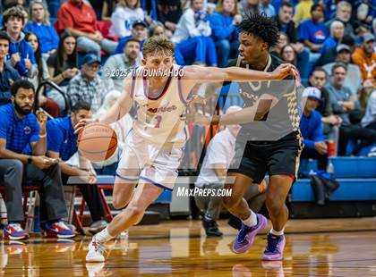 Thumbnail 1 in Rouse @ Leander photogallery.