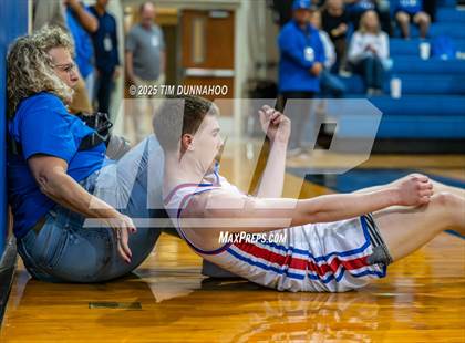 Thumbnail 1 in Rouse @ Leander photogallery.