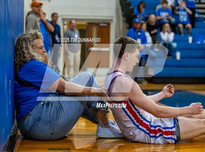 Thumbnail 3 in Rouse @ Leander photogallery.