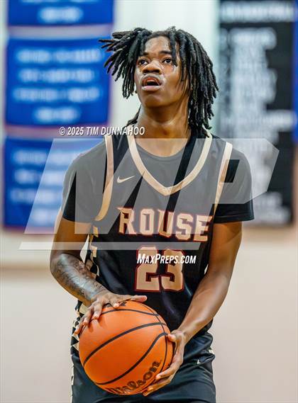 Thumbnail 1 in Rouse @ Leander photogallery.