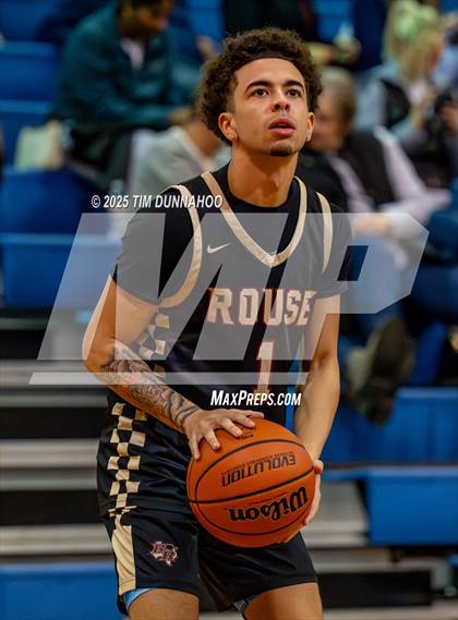 Thumbnail 2 in Rouse @ Leander photogallery.
