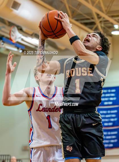 Thumbnail 2 in Rouse @ Leander photogallery.