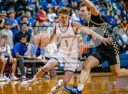 Thumbnail 2 in Rouse @ Leander photogallery.