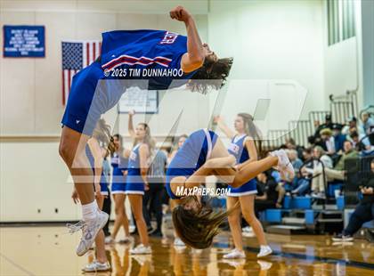 Thumbnail 3 in Rouse @ Leander photogallery.