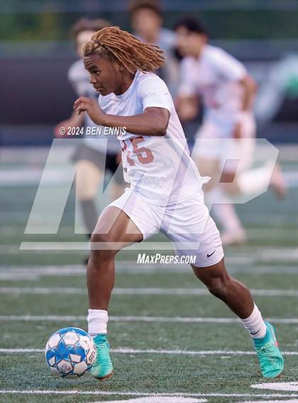 Thumbnail 1 in Midtown vs McIntosh (GHSA 5A Semifinal) photogallery.