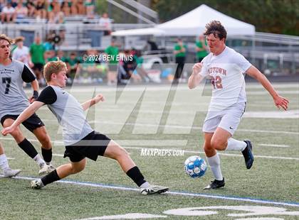 Thumbnail 1 in Midtown vs McIntosh (GHSA 5A Semifinal) photogallery.