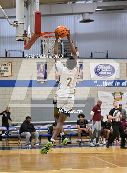 Thumbnail 1 in Lake Worth vs Shabach Christian Academy (Sun Bash Tampa) photogallery.