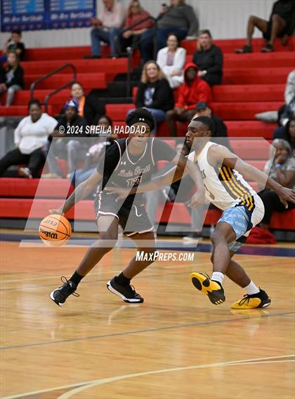 Thumbnail 2 in Lake Worth vs Shabach Christian Academy (Sun Bash Tampa) photogallery.