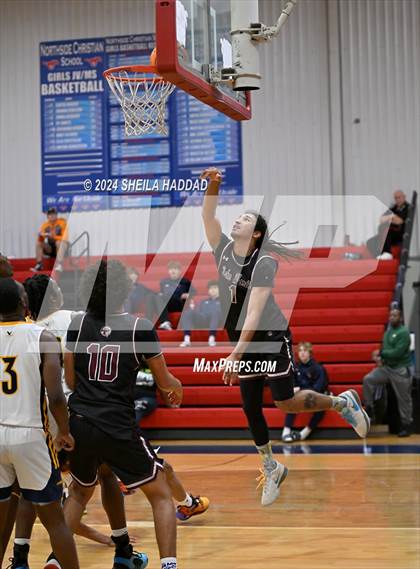 Thumbnail 3 in Lake Worth vs Shabach Christian Academy (Sun Bash Tampa) photogallery.